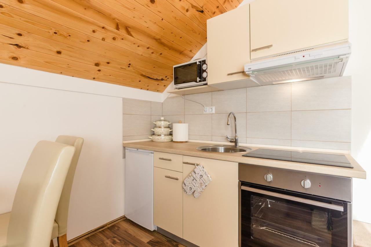 Studio Apartments Eagle Rakovica Bagian luar foto